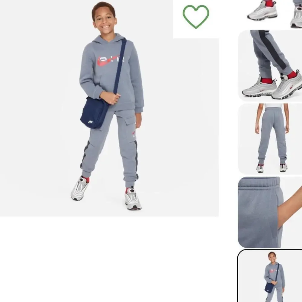 Nike Big Kids Air Standard-Fit Fleece Sportswear Club Cargo Jogger Pants.